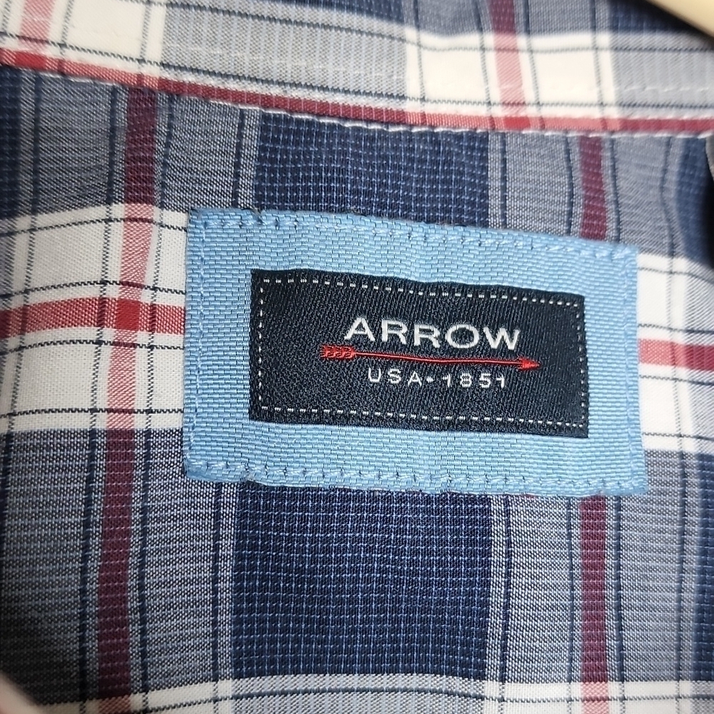 ARROW | BUTTON DOWN - Picture 3 of 6